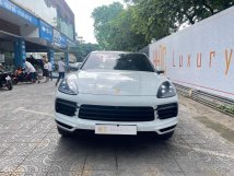 Màu trắng, xe nhập Đức