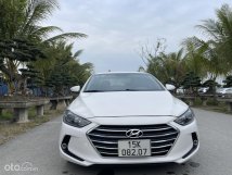 Xe gia đình phom dáng đẹp