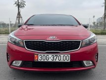 Màu đỏ biển Hà Nội rất mới
