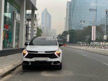 Sẵn xe giao ngay, nhiều ưu đãi trong tháng