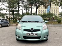 1.3AT bản full bơm ghế, 3 tựa đầu