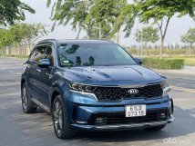 Hà Nội Car CN Sài Gòn - Xe màu xanh, nội thất kem
