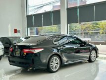 Xe màu đen, nhập khẩu nguyên chiếc giá ưu đãi