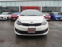 Màu trắng, nhập khẩu, 390 triệu