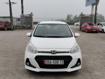 Xe chính chủ mua từ mới, nội thất đẹp