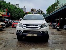 Nhập khẩu nguyên chiếc, 7 chỗ