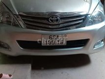 Cần bán ô tô Innova lên đời