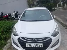 Cần bán Hyundai i30 CW 1.6 AT 2013 - Dư dùng cần bán. Xe gia đình, chính chủ