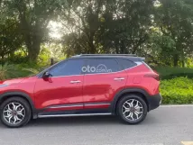 Cần bán xe oto Kia Seltos 1.4T Premium 2021 - Xe chính chủ mua từ mới tôi công chức chạy ít nên xe rất đẹp và mới