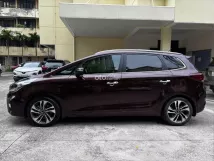 Bán xe Kia Rondo 2.0 GAT 2017 - Kia Rondo đời GAT, số tự động, màu đỏ mận Bán xe Kia Rondo 2.0 GAT 2017 - Kia Rondo đời GAT, số tự động, màu đỏ mận
