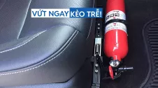 Những vật dụng dễ biến thành 'bom nổ chậm' trong xe hơi mùa nắng nóng