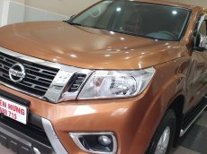 Bán Nissan Navara EL Premium R nhập khẩu dầu 2.5 số tự động, đk T3/2018 màu cam, đẹp mới 95%