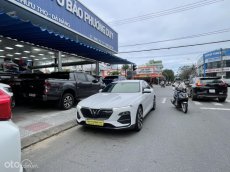 Xe màu trắng, giá chỉ 720 triệu