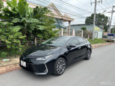 Toyota Corolla Altis 1.8 HEV 2022 siêu lướt