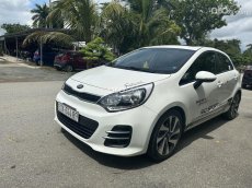 nhập khẩu nguyên chiếc Hàn Quốc, xe gia đình mới chạy 5.8 vạn km