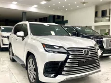 SẴN XE GIAO NGAY LEXUS LX600 VIP 4 chổ