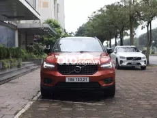 Volvo XC40 đỏ cá tính. Tiết kiệm ngay 600tr.