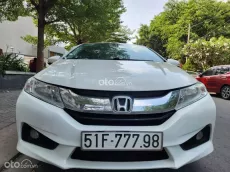 Cần bán Honda City sản xuất: 2016 Auto, màu trắng, gđ sử dụng mới 95%