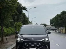 Lexus LM500h 6 ghế 2025 siêu lướt