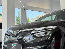 Gái chỉ 695 triệu