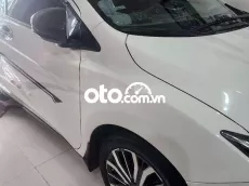 Honda City Top 2018 màu trắng, dưới 60.000 km
