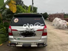 Toyota Innova 2015 2.0E - 170000 km