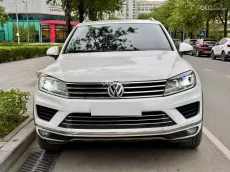 Volkswagen Touareg V6 sản xuất 2016 đăng ký 2018 1 chủ từ mới