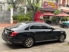 Mercedes E200 mode 2020 xe đẹp ngay chủ