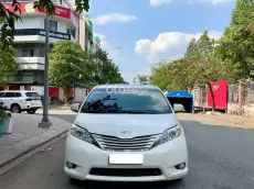 Xe nhập khẩu, màu trắng tinh tế, giá hợp lý