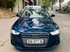 Bán xe sedan cao cấp 2013 màu xanh