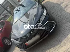 Toyota Camry 2022 Đen