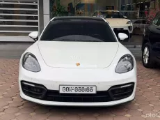 Porsche Panamera 4 2022