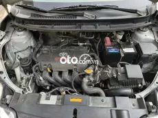 Toyota Yaris màu Bạc