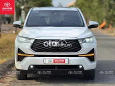 Toyota Innova Cross Hybrid 2023