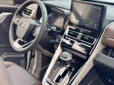 Toyota Innova Cross 2025