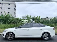 Ford Mondeo tự động