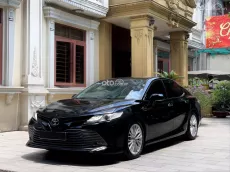 Xe sedan cao cấp nhập khẩu