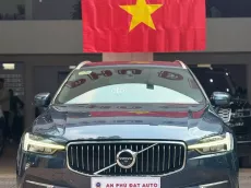 Xe màu xanh, nội thất nâu cực mới