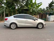 Xe tư nhân, xe đại chất, không lỗi. Máy số keo chỉ zin. Nội ngoại thất đẹp. Có màn hình