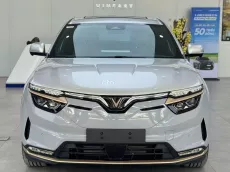 Giảm 183tr tiền mặt vào thẳng giá xe