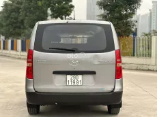Hyundai Grand Starex 2017 Van 2.5 máy dầu, số sàn cực chất!