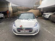 Suzuki Swift Trắng