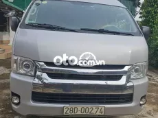 Toyota Hiace 2018 6 chỗ Bạc