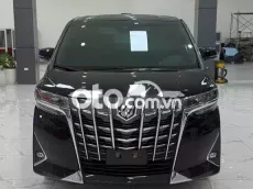 Toyota Alphard Executive sản xuất 2022 chạy ít.