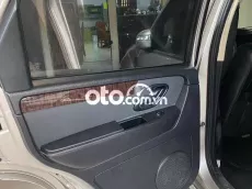 Ford Escape 2011 XLT 2.3L 4x4 AT - 100000 km