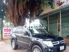 Mitsubishi Pajero V93 màu Đen