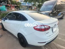 Ford Fiesta 2016 Titanium Trắng
