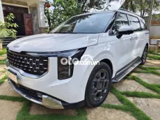 Kia Carnival Signature HEV 2025 Trắng