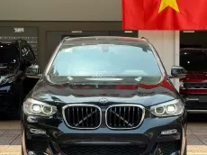 Xe đen nội thất nâu