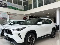 NEW CAR - GIÁ LĂN BÁNH 🔥